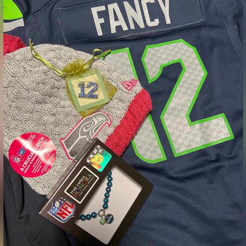 Seahawks Bundle - 💙💚💗 - Picture 1 of 4